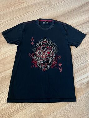 Vintage Lucky Brand Black Tee with Red and Gold Skull Graphic